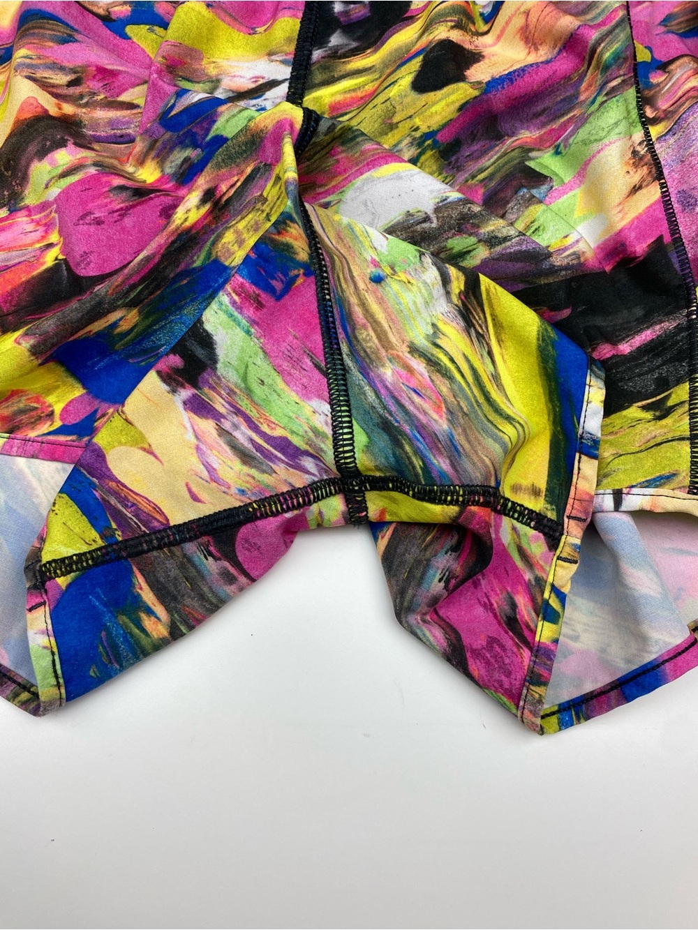 Lululemon Hotty Hot Shorts ll 4” Catalyst Multi Sz 10 - Picture 4 of 11